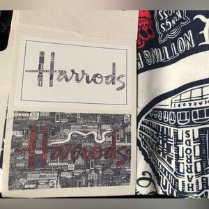 10359 Harrod’s Set Of 2 Fine Linen Tea Towels Feat. Various London Attractions